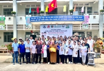 Đồng Nai: Gần 1000 trẻ em vùng sâu của huyện Tân Phú được thăm, khám bệnh, nhận thuốc miễn phí và quà từ thiện