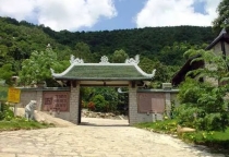 Chùa Linh Sơn Bửu Thiền (Tân Thành, Bà Rịa – Vũng Tàu)