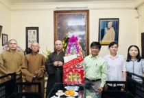 Ban Trị sự GHPGVN Q.Phú Nhuận, H.Bình Chánh tiếp đoàn Ban Tôn giáo TP.HCM đến chúc mừng Phật đản 