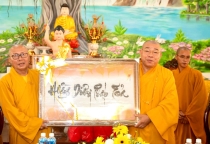Bình Thuận: Thường trực Ban Trị sự Phật giáo tỉnh làm việc và cúng dường trường hạ H.Tuy Phong