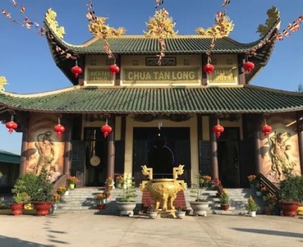 Chùa Tân Long (Gò Công Đông, Tiền Giang)