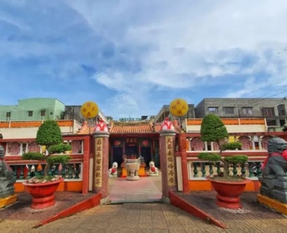 Chùa Bà Thiên Hậu (chùa Thiên Hậu Thánh Mẫu– Phường 2, thành phố Cà Mau)