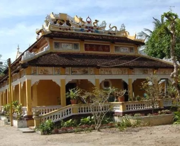 Chùa Hòa Thạnh (Tịnh Biên, An Giang)