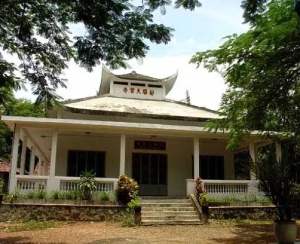 Chùa Thiên Tôn (Thuận An, Bình Dương) 