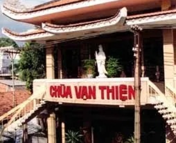 Chùa Vạn Thiện (Quận 5, TP. Hồ Chí Minh)