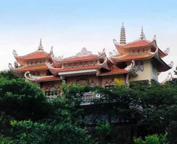 Tịnh xá Linh Quang (Long Đất, Bà Rịa – Vũng Tàu)