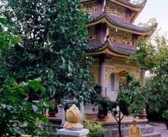 Chùa Vạn Đức (Thủ Đức, TP. Hồ Chí Minh)