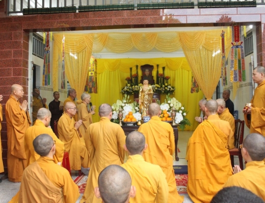 Tiền Giang: Lễ nhập niệm Phật tử Diệu Thật tại chùa Kim Thiền
