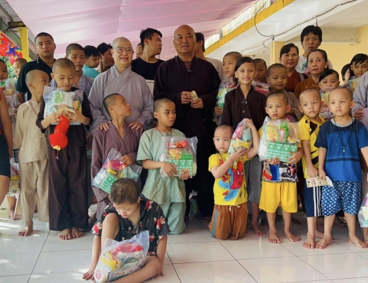 Chùa Thường Quang (TP.HCM), Long Bửu (Trà Vinh) khánh thành cầu và khởi công xây tuyến đường