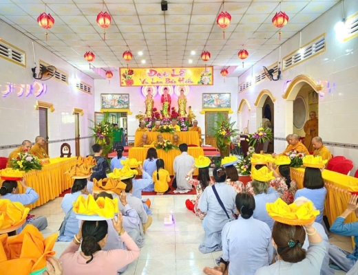 Kiên Giang: Chùa Phước Hưng trang nghiêm tổ chức Đại lễ Vu lan Báo hiếu PL.2568 và cúng dường Pháp y ca sa