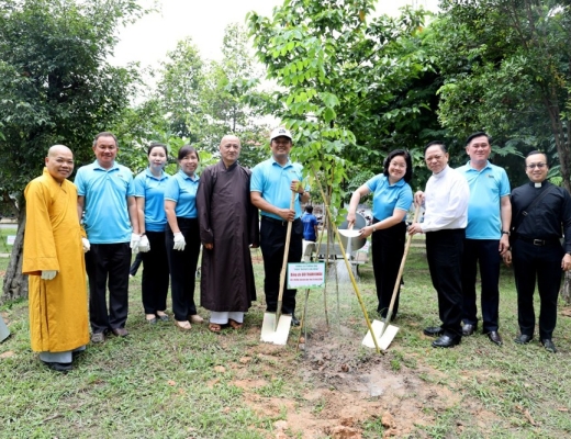 Bình Dương:  “Ngày thứ Bảy văn minh” - vì một Bình Dương văn minh – xanh, sạch, đẹp - nghĩa tình" 