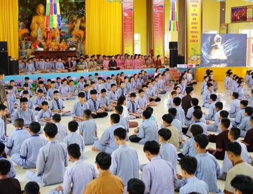 Nghệ An: Bế mạc khoá tu mùa Hè lần 2 năm 2024 tại chùa Chí Linh