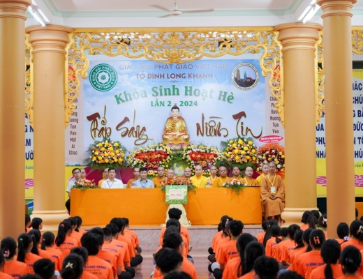 Bình Định: Khai mạc khóa sinh hoạt hè "Thắp Sáng Niềm Tin" lần 2 tại Tổ đình Long Khánh