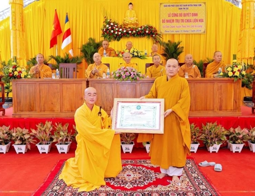 An Giang: Công bố quyết định bổ nhiệm trụ trì chùa Liên Hoa (H.Thoại Sơn)