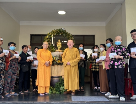 Bạn đọc báo Giác Ngộ ủng hộ 94 triệu đồng đến bệnh nhân nghèo