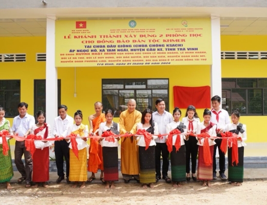 Hội Từ thiện chùa Tường Nguyên tặng 2 phòng học phục vụ dạy tiếng Khmer tại Trà Vinh